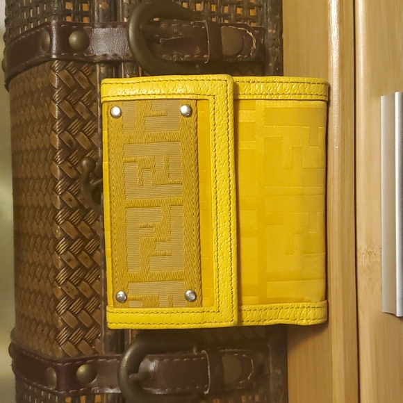 Fendi Monogram Limited Edition Wallet - Picture 4 of 16